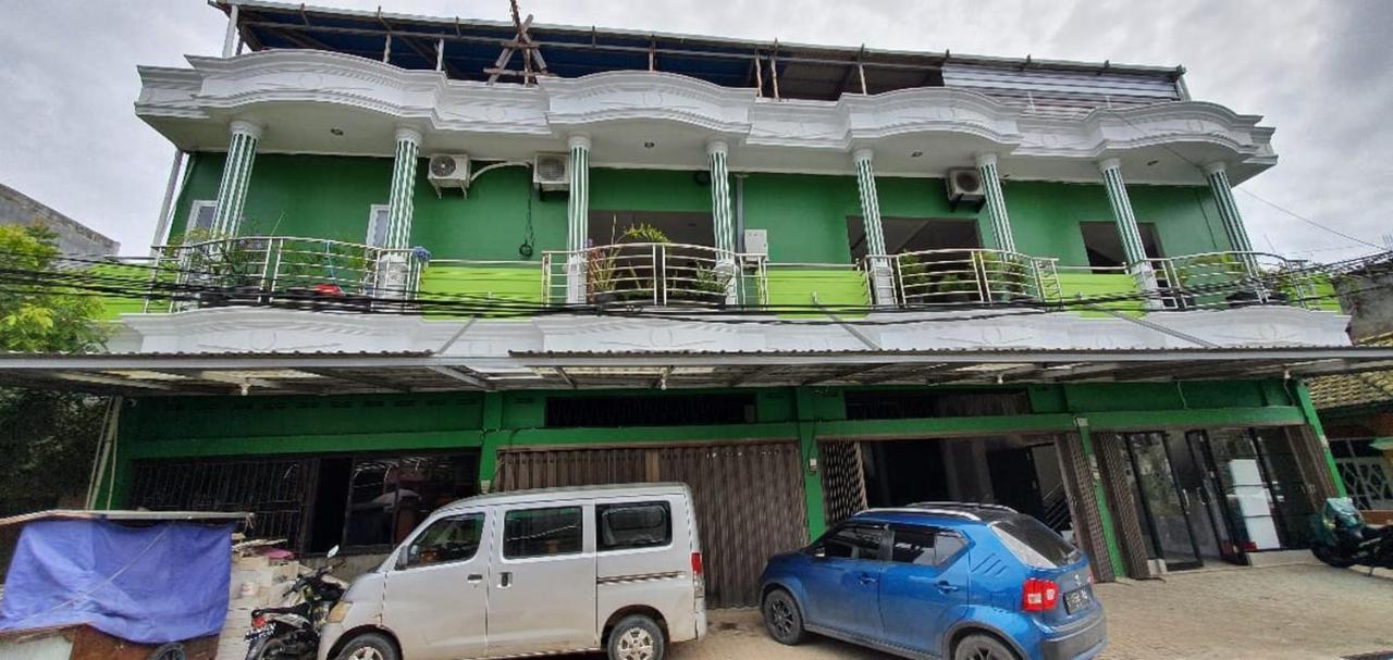 Reddoorz Plus Near Siloam Hospital Balikpapan Kültér fotó