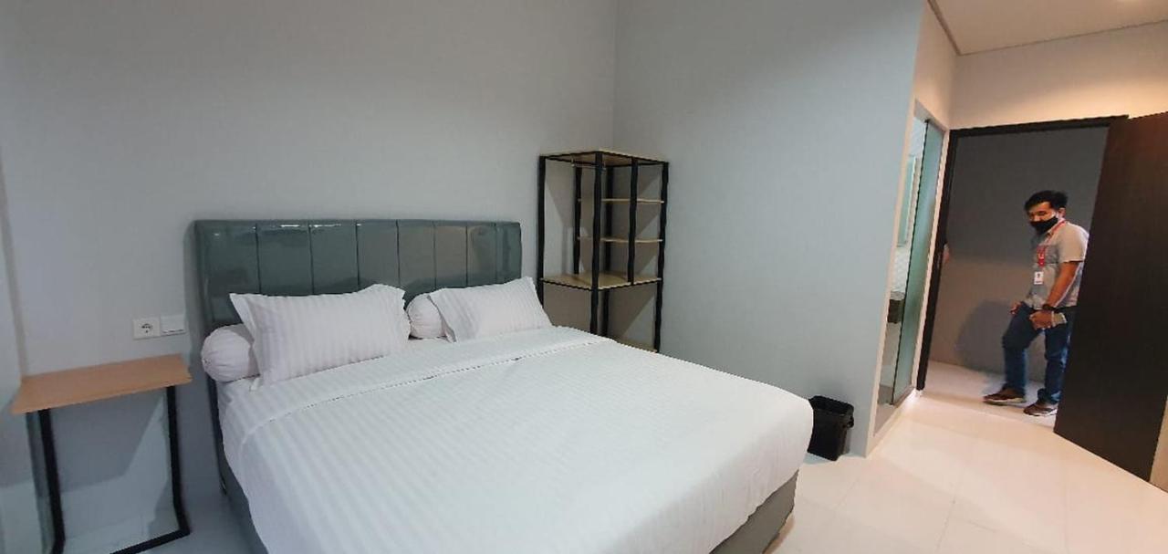 Reddoorz Plus Near Siloam Hospital Balikpapan Kültér fotó