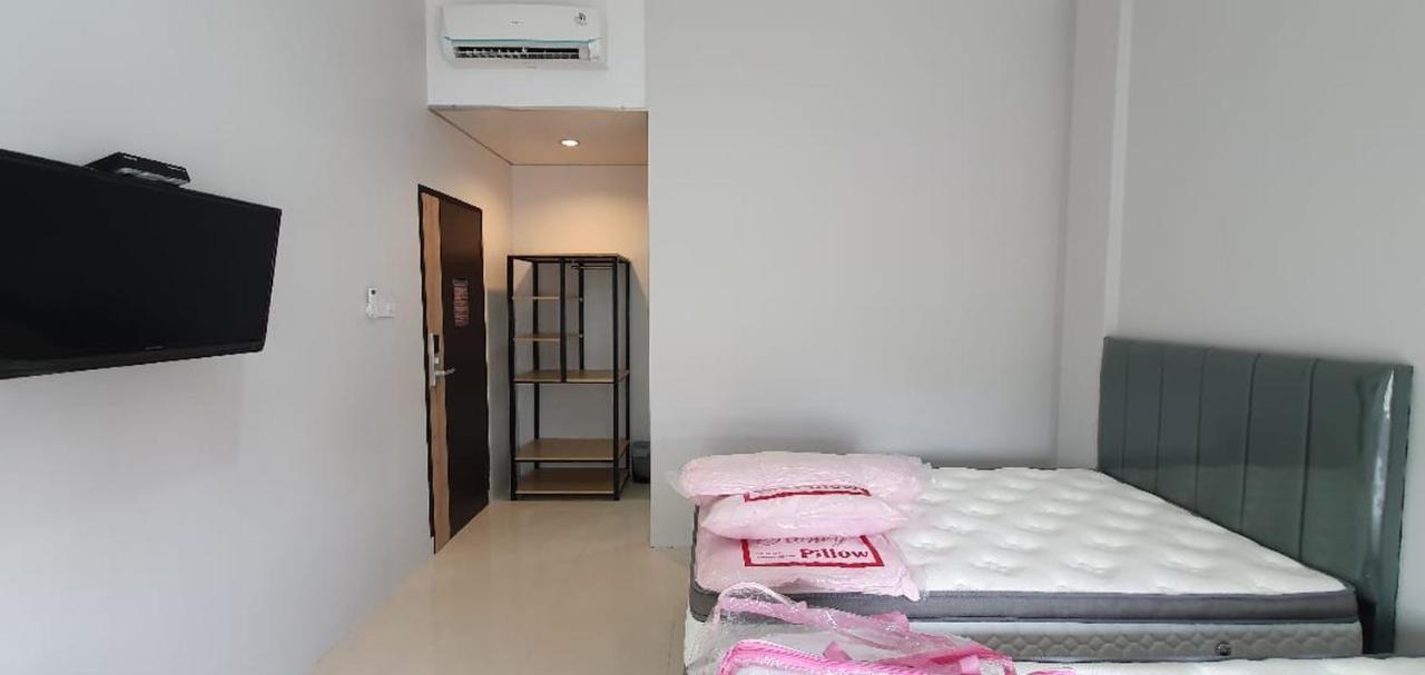 Reddoorz Plus Near Siloam Hospital Balikpapan Kültér fotó