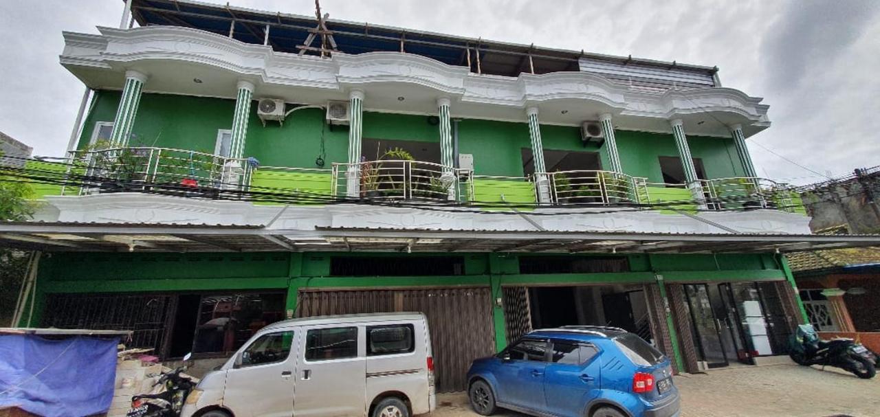 Reddoorz Plus Near Siloam Hospital Balikpapan Kültér fotó