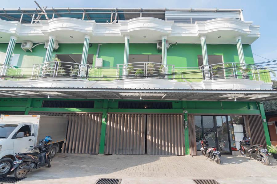Reddoorz Plus Near Siloam Hospital Balikpapan Kültér fotó