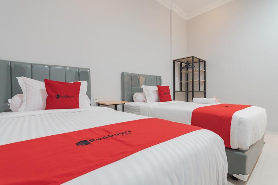 Reddoorz Plus Near Siloam Hospital Balikpapan Kültér fotó